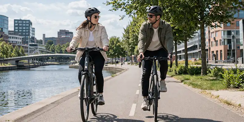 Sammenligning mellem almindelig cykel og elcykel på samme danske vejstrækning.